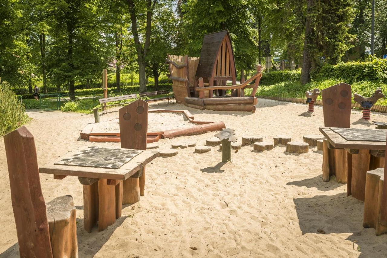 Parkowa Polana Myweek Lägenhet Polanica-Zdrój Exteriör bild